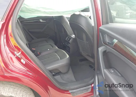 2018 Audi Q5 2.0T Premium/2.0T Tech Premium z USA, uszkodzony, nr VIN WA1BNAFY9J2235896